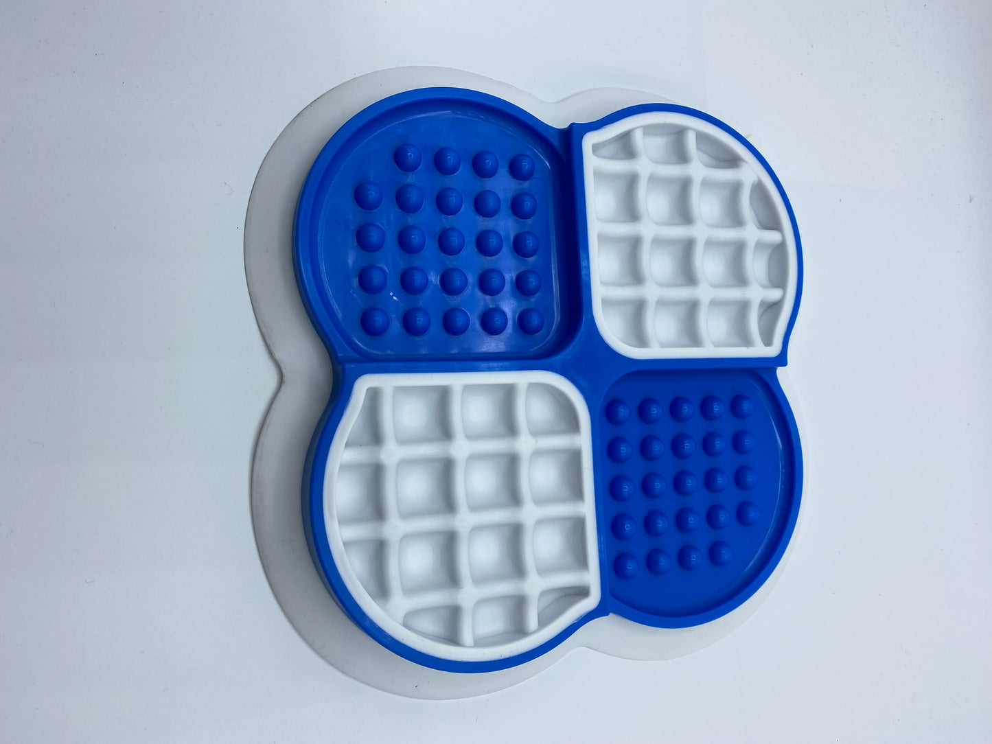 Slow Feeding and Treat Mat That Encourages Slower Eating For Your Dogs Blue and Green